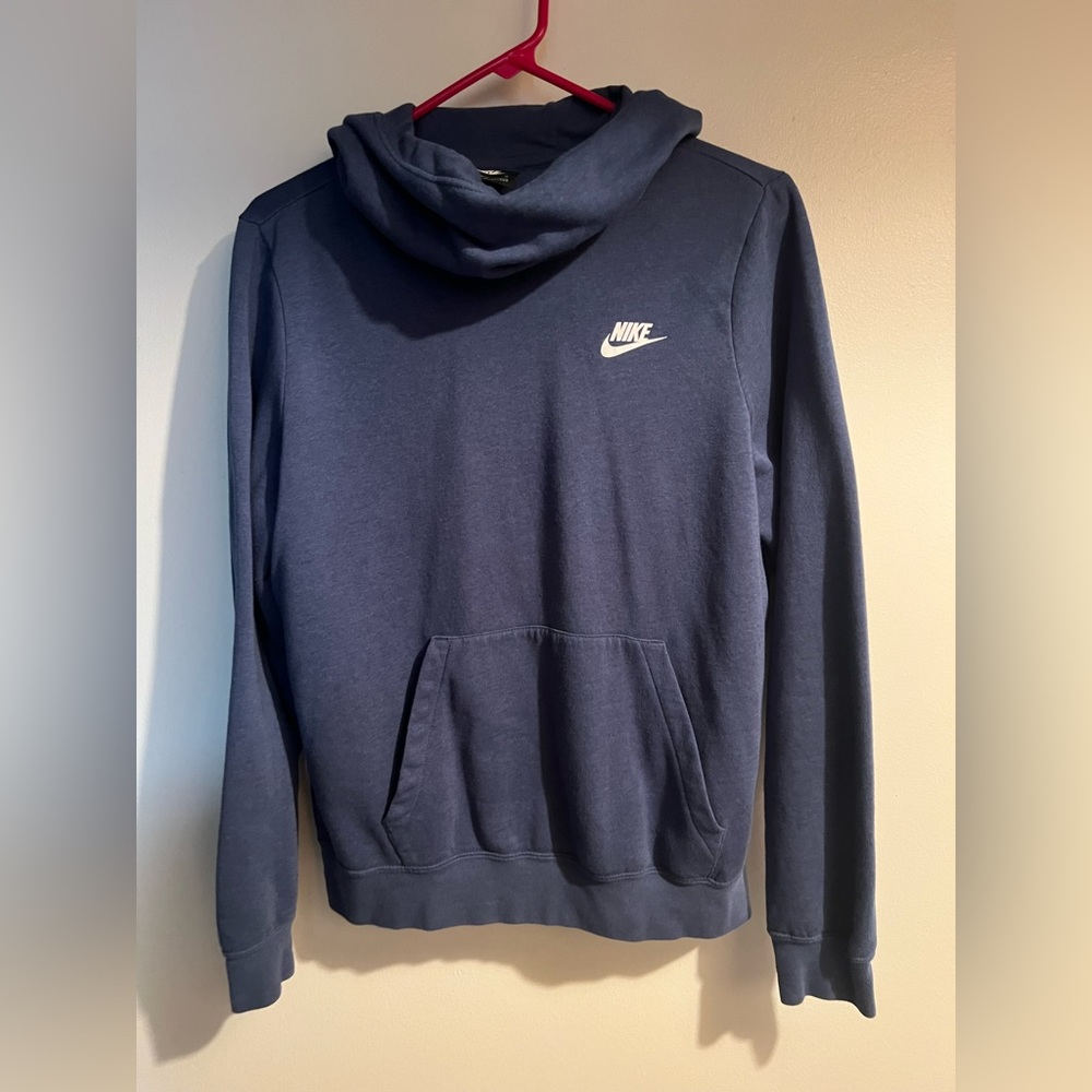 Women’s Nike hoodie medium